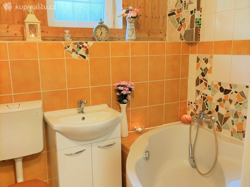 Prodej bytu 2+1 54 m^2 Zahradníkova, Brno 60200