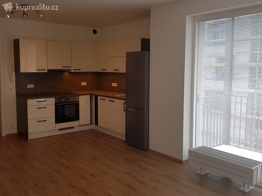 Prodej bytu 2+kk 55 m^2 Benediktínská 3432, Kladno 27201