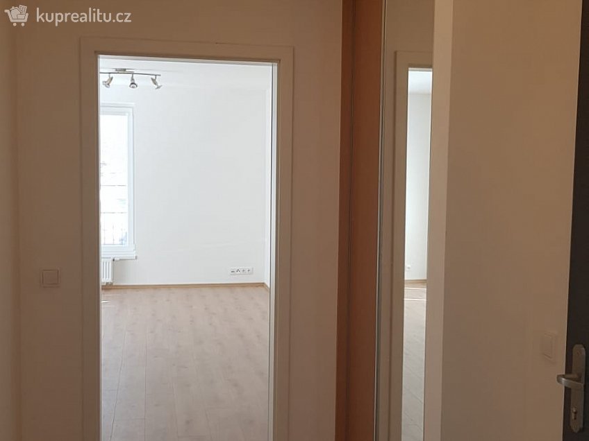 Prodej bytu 2+kk 55 m^2 Benediktínská 3432, Kladno 27201