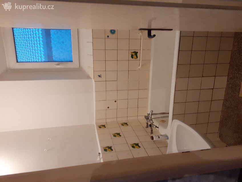 Pronájem  rodinného domu 72 m^2 Na Trávníkách, Kyjov 69701