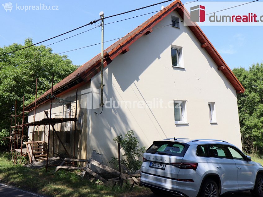 Prodej  rodinného domu 245 m^2 Sadov, Sadov 