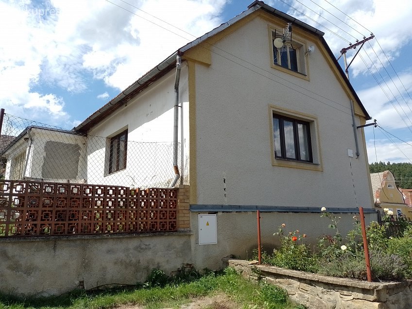 Prodej  rodinného domu 80 m^2 Makarov 17, Makarov 38716