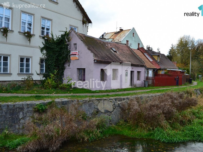 Prodej  rodinného domu 45 m^2 Baarova, Mimoň 