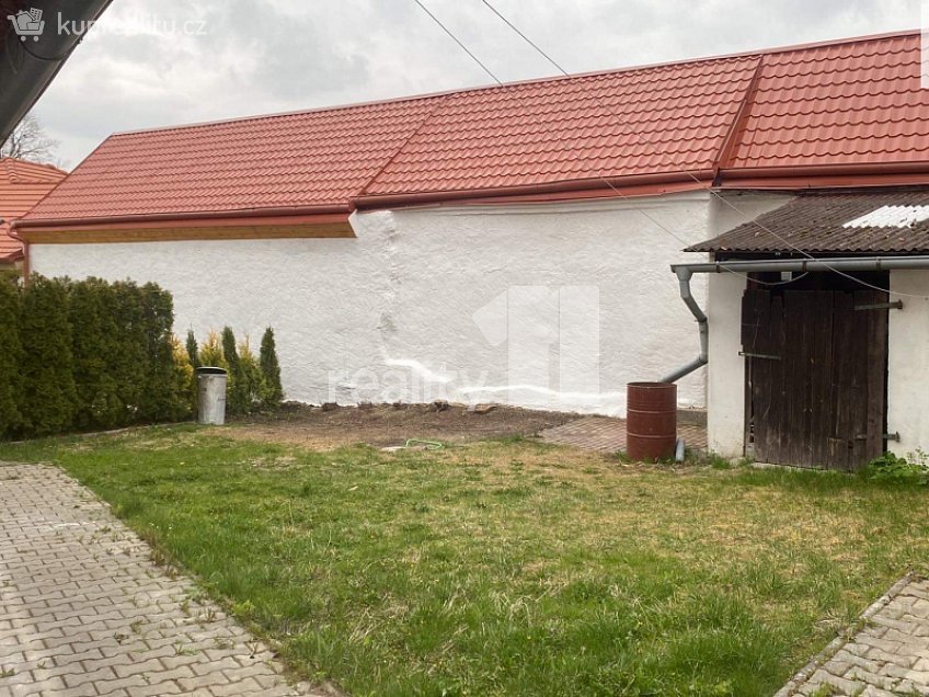 Prodej  rodinného domu 200 m^2 Jenčice, Jenčice 
