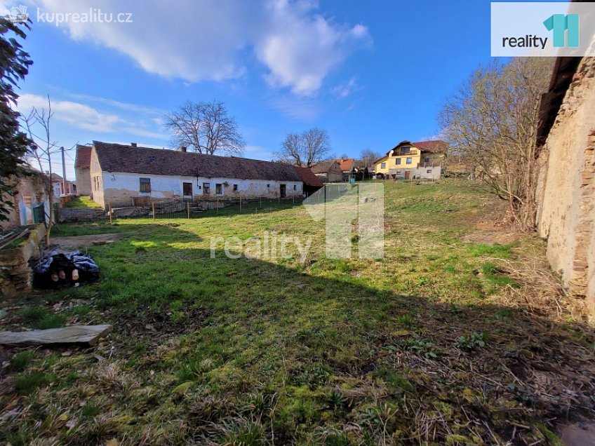 Prodej  stavebního pozemku 923 m^2 Týnec nad Labem, Týnec nad Labem 