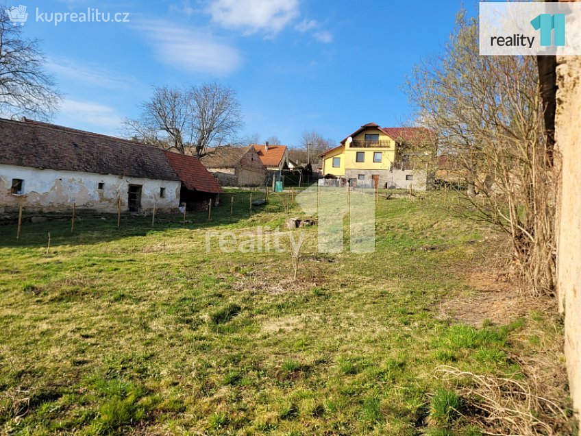 Prodej  stavebního pozemku 923 m^2 Týnec nad Labem, Týnec nad Labem 