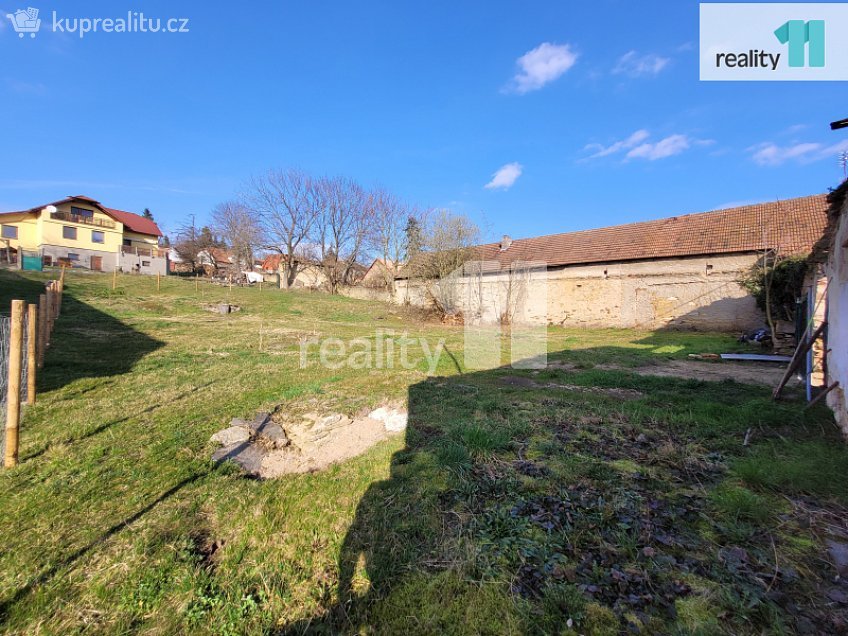 Prodej  stavebního pozemku 923 m^2 Týnec nad Labem, Týnec nad Labem 