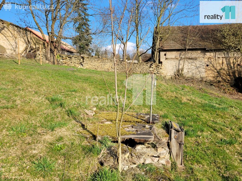 Prodej  stavebního pozemku 923 m^2 Týnec nad Labem, Týnec nad Labem 