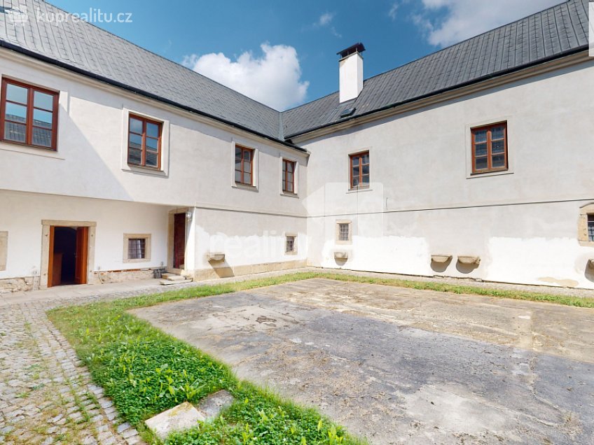 Prodej  ubytovacího zařízení 1544 m^2 Krajířova, Dačice 