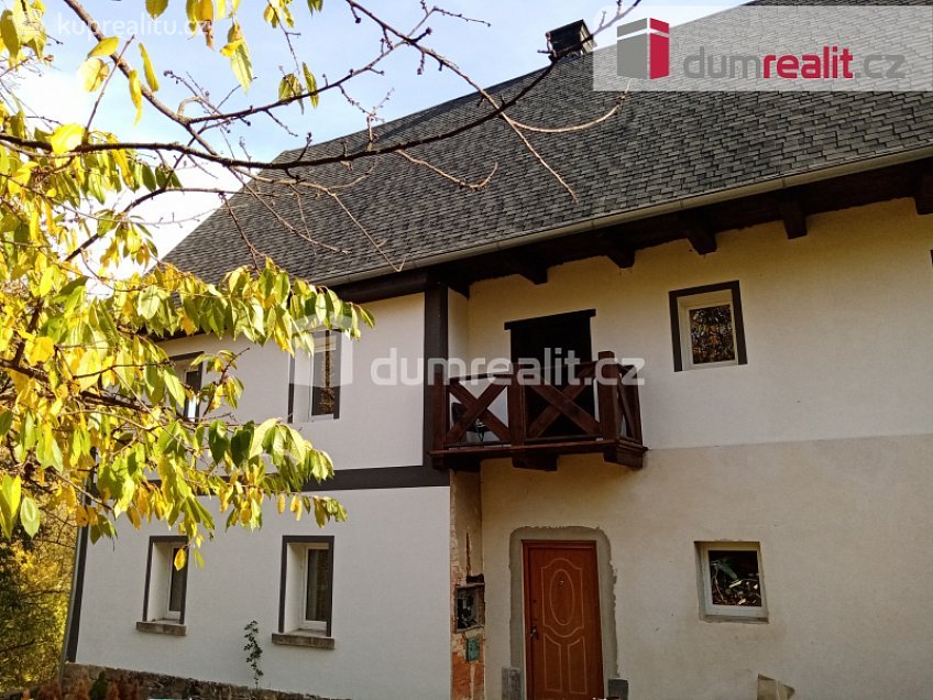 Prodej  rodinného domu 714 m^2 Benešov nad Ploučnicí, Benešov nad Ploučnicí 