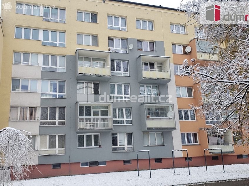 Prodej bytu 1+kk 35 m^2 Grudova, Opava 