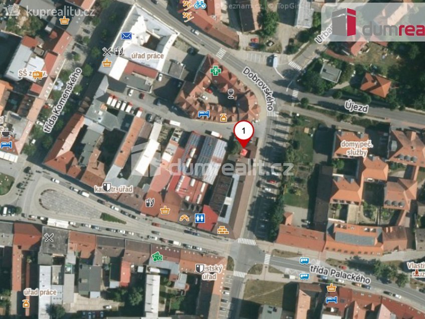 Pronájem  obchodních prostor 100 m^2 Masarykovo náměstí, Kyjov 