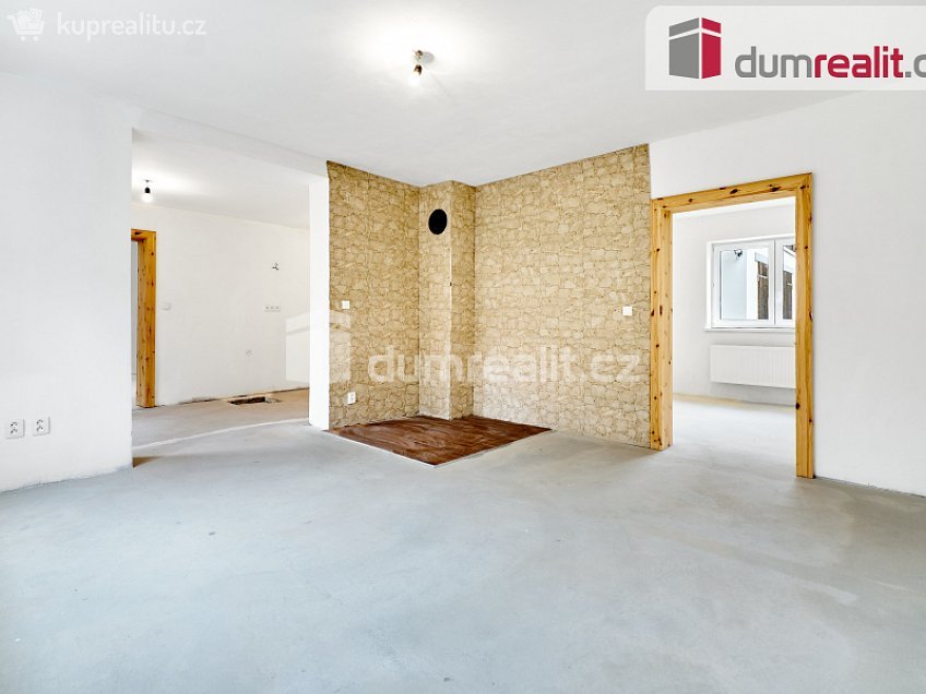 Prodej  rodinného domu 180 m^2 Střední, Pernink 