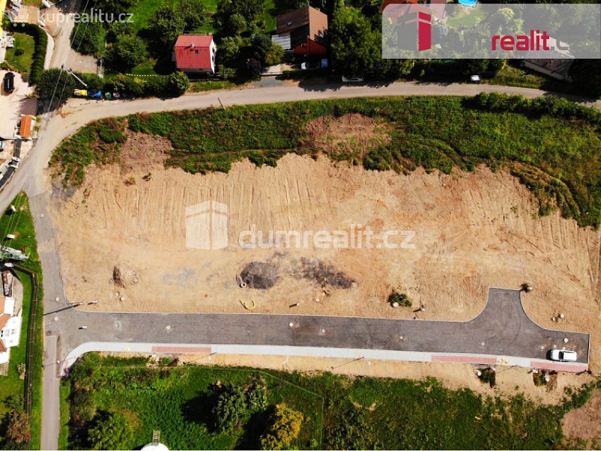 Prodej  stavebního pozemku 1142 m^2 Mezi zahrádkami, Černolice 