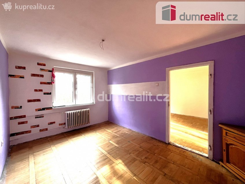 Prodej bytu 2+1 54 m^2 Poštovní, Horní Slavkov 