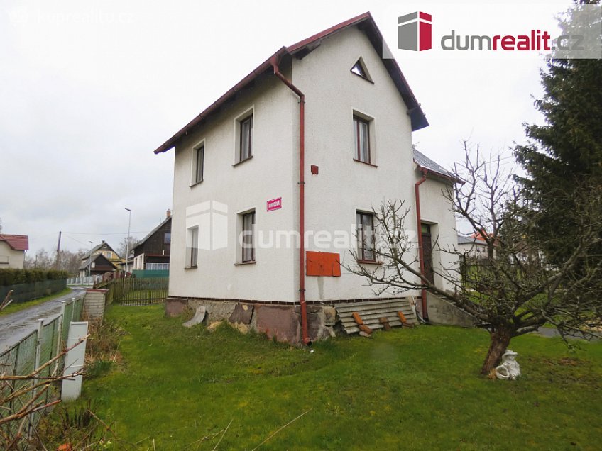 Prodej  rodinného domu 120 m^2 Kaštanová, Plesná 