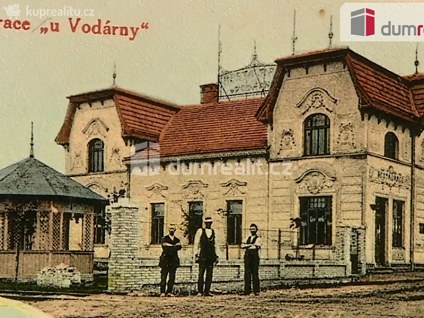 Prodej  rodinného domu 506 m^2 U Vodárny, Káraný 