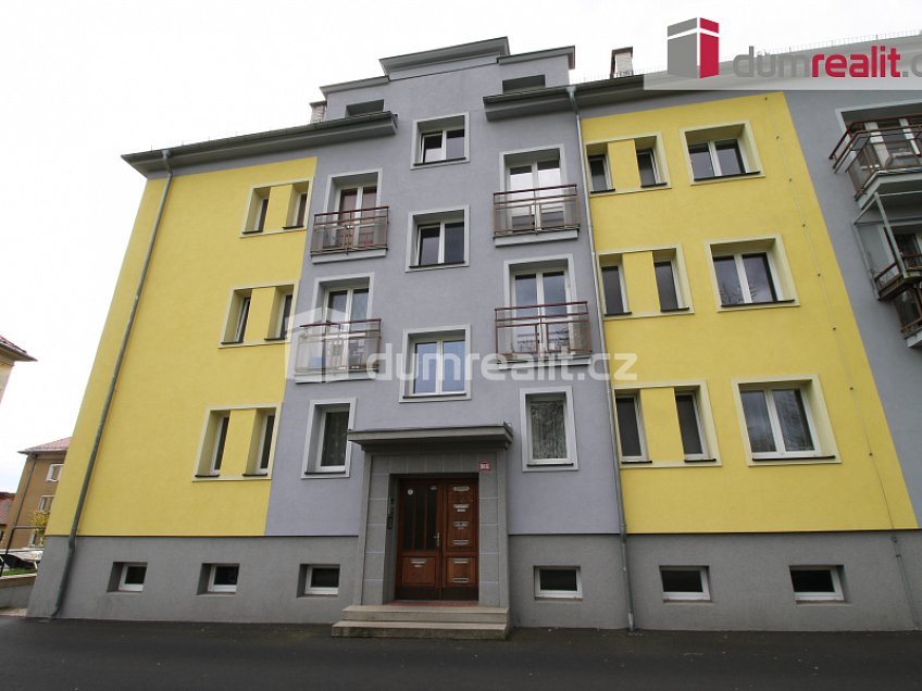 Prodej bytu 3+1 77 m^2 Klínovecká, Ostrov 