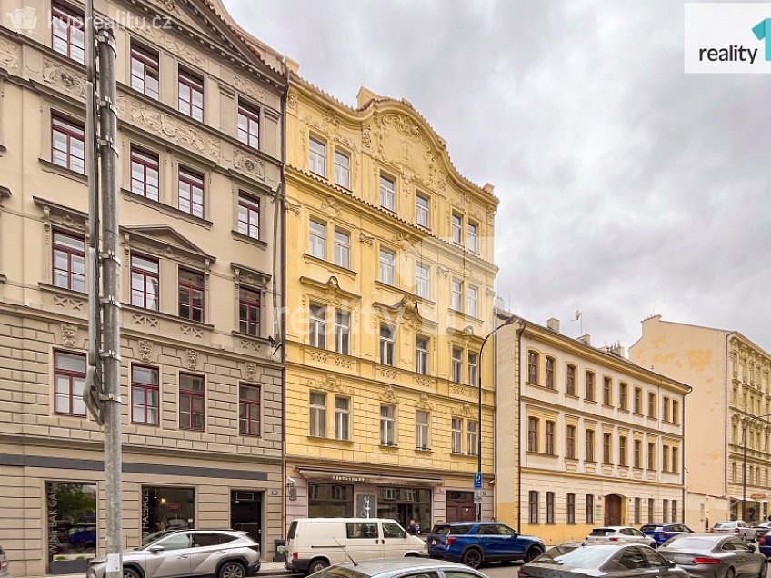 Prodej bytu 2+kk 78 m^2 Klimentská, Praha 1 
