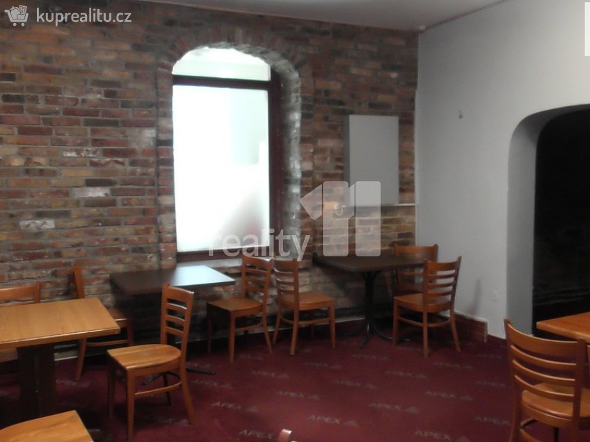 Pronájem  obchodních prostor 280 m^2 Svazácká, Ostrava 