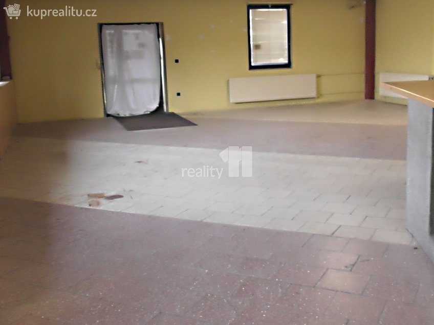 Pronájem  obchodních prostor 280 m^2 Svazácká, Ostrava 