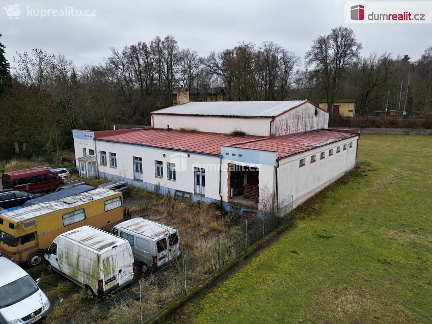 Prodej  výrobních prostor 2124 m^2 U Vodárny, Mirovice 