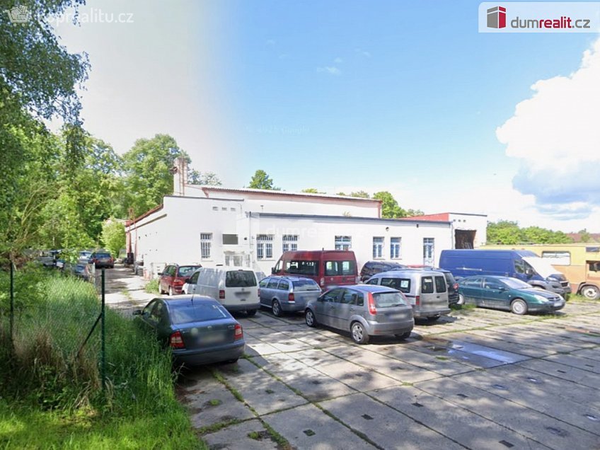 Prodej  výrobních prostor 2124 m^2 U Vodárny, Mirovice 