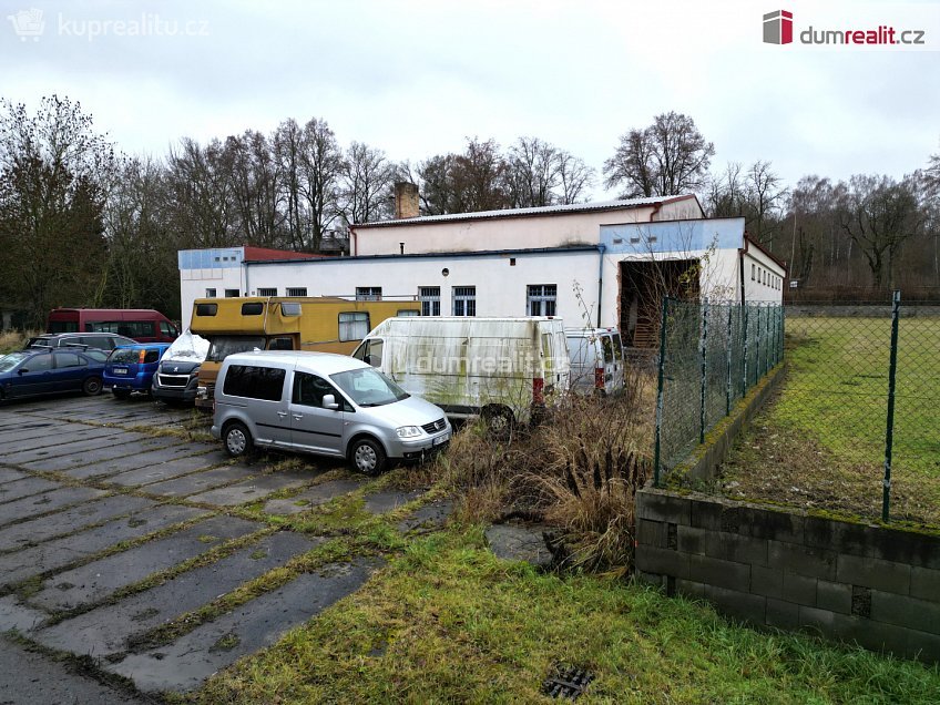 Prodej  výrobních prostor 2124 m^2 U Vodárny, Mirovice 