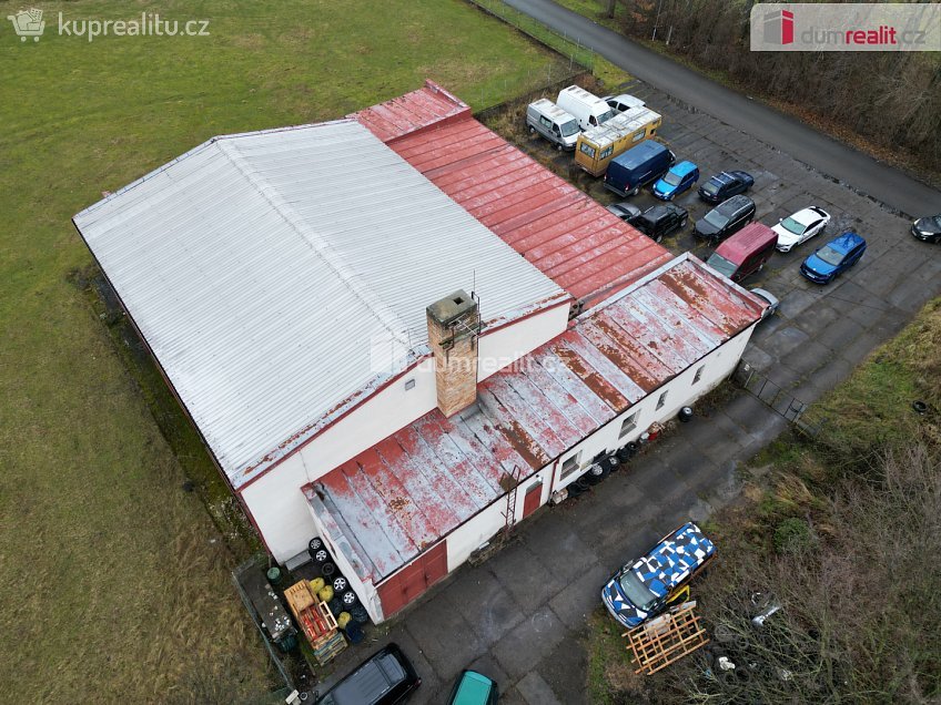 Prodej  výrobních prostor 2124 m^2 U Vodárny, Mirovice 