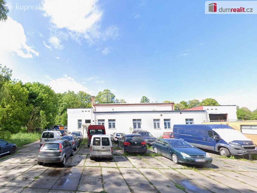 Prodej  výrobních prostor 2124 m^2 U Vodárny, Mirovice 