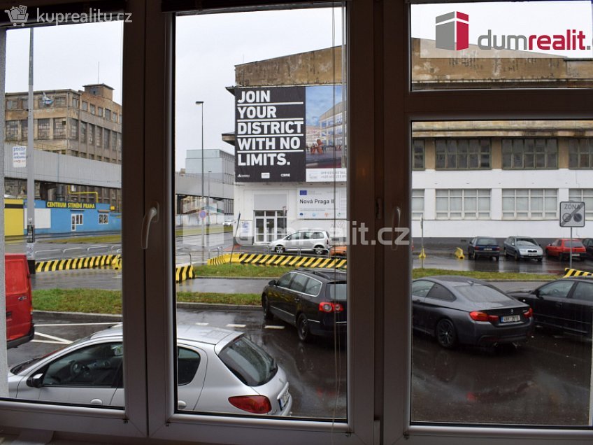 Prodej bytu 1+kk 27 m^2 Kolbenova, Praha 9 