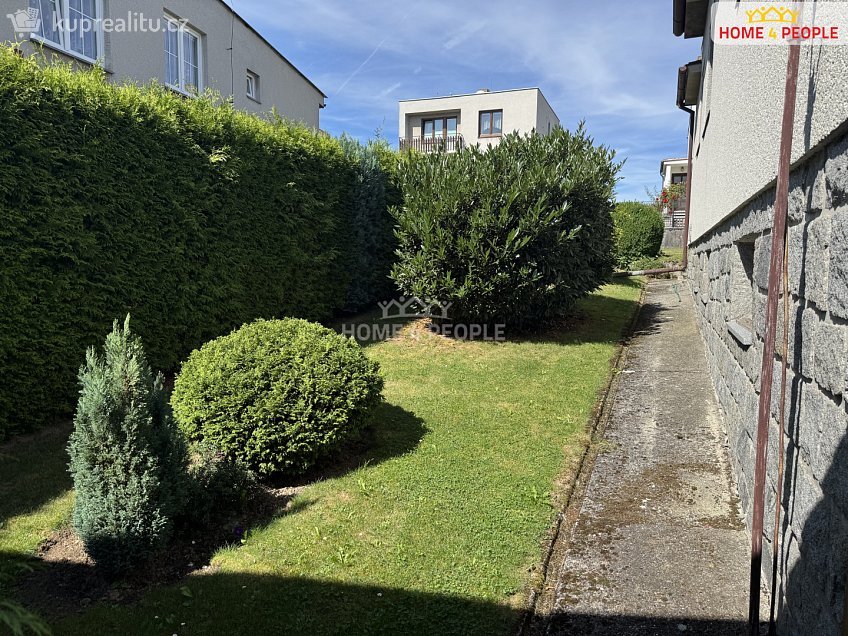 Prodej  vily 330 m^2 Budovatelská, Bělčice 