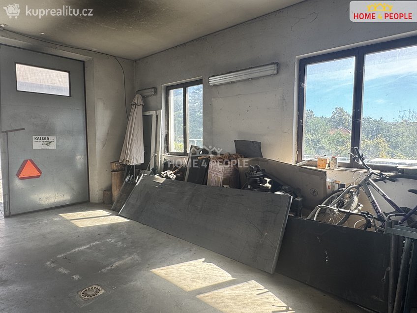 Prodej  vily 330 m^2 Budovatelská, Bělčice 