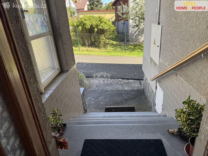 Prodej  vily 330 m^2 Budovatelská, Bělčice 