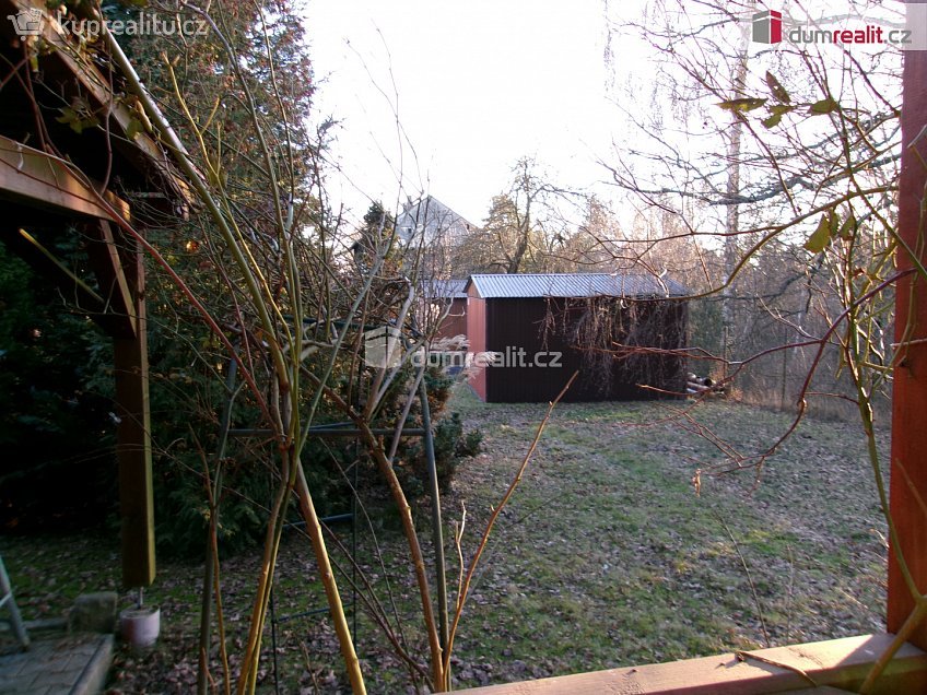 Prodej  stavebního pozemku 1619 m^2 Rokytá, Rokytá 