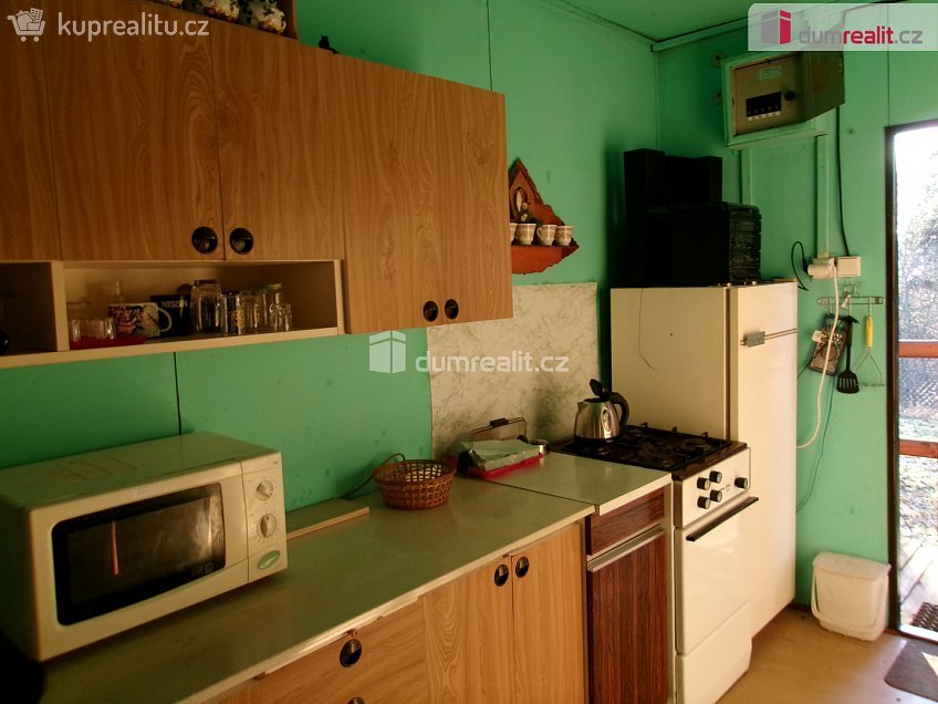 Prodej  stavebního pozemku 1619 m^2 Rokytá, Rokytá 