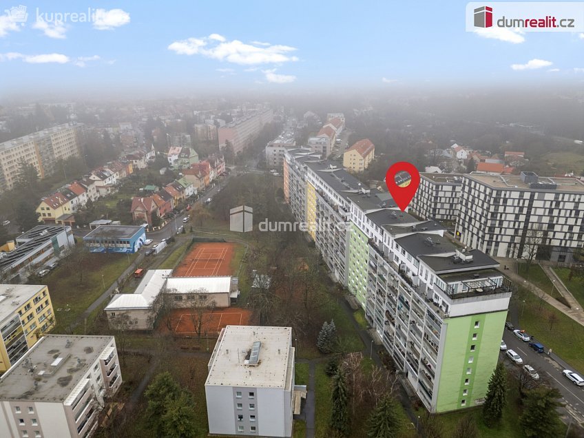 Prodej bytu 1+kk 35 m^2 Teplická, Praha 9 