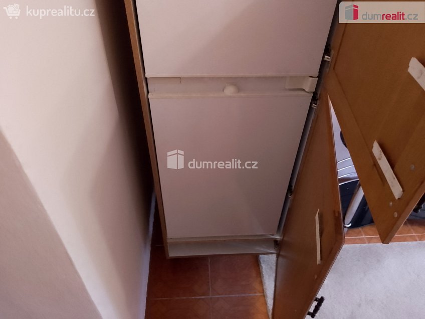 Pronájem bytu 1+1 37 m^2 Petřín, Karlovy Vary 