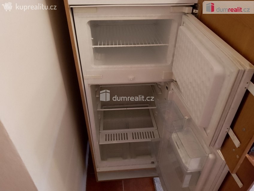 Pronájem bytu 1+1 37 m^2 Petřín, Karlovy Vary 