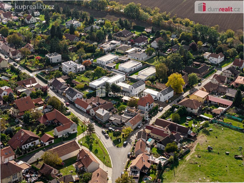 Prodej  rodinného domu 143 m^2 Jungmannova, Veltrusy 