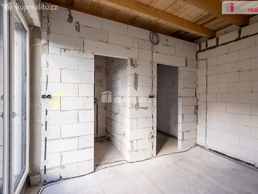 Prodej  rodinného domu 143 m^2 Jungmannova, Veltrusy 