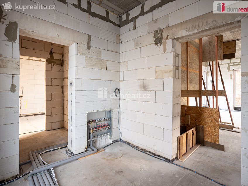 Prodej  rodinného domu 143 m^2 Jungmannova, Veltrusy 