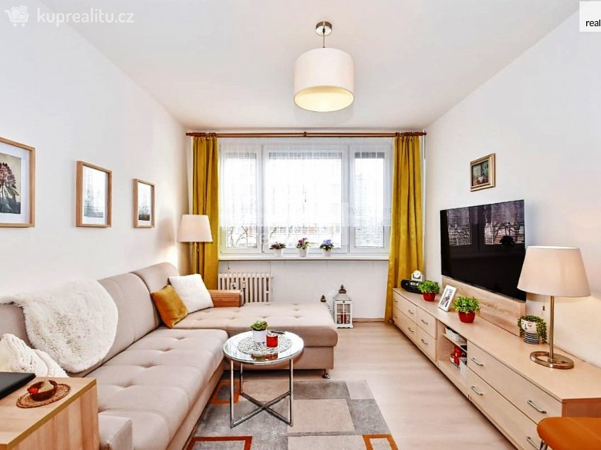 Prodej bytu 2+kk 40 m^2 Přímětická, Praha 4 