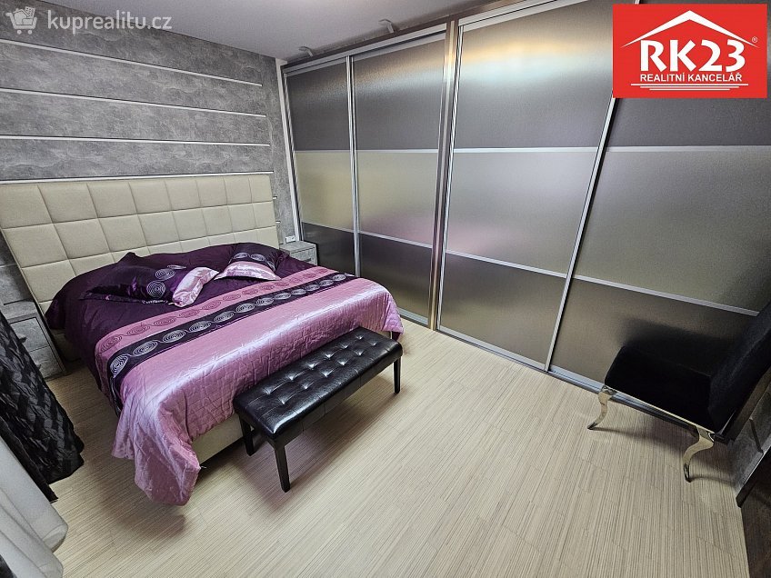 Prodej  rodinného domu 187 m^2 Ke Knížáku 487, Velká Hleďsebe 