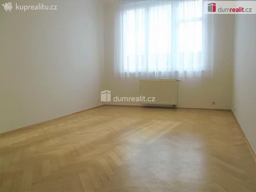 Pronájem bytu 3+1 102 m^2 Dětská, Praha 10 