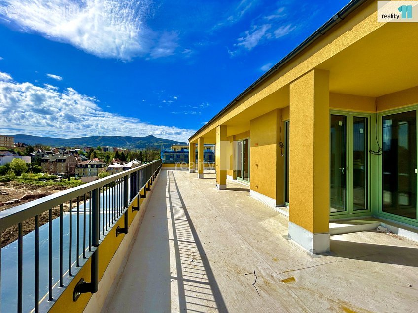 Prodej bytu 2+kk 60 m^2 Švermova, Liberec 