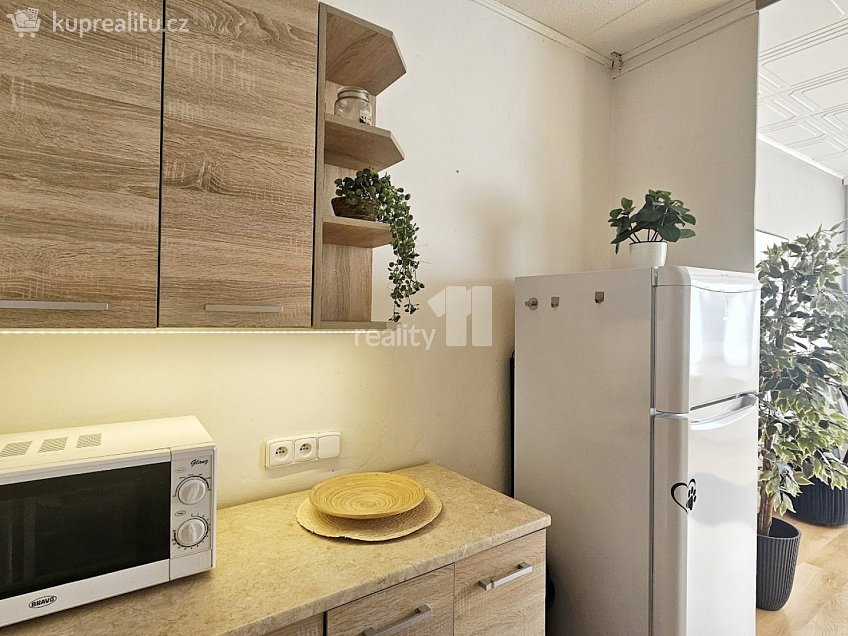 Prodej bytu 1+kk 33 m^2 Březinova, Kolín 