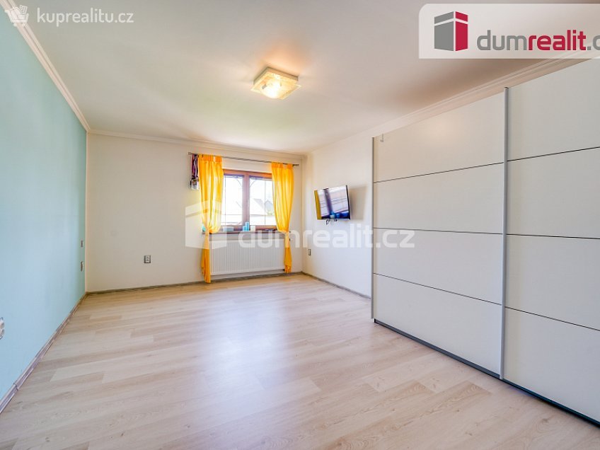 Prodej  rodinného domu 287 m^2 Komenského, Lenešice 
