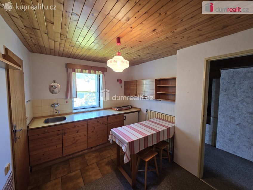 Prodej  rodinného domu 230 m^2 Trubská, Hlásná Třebaň 