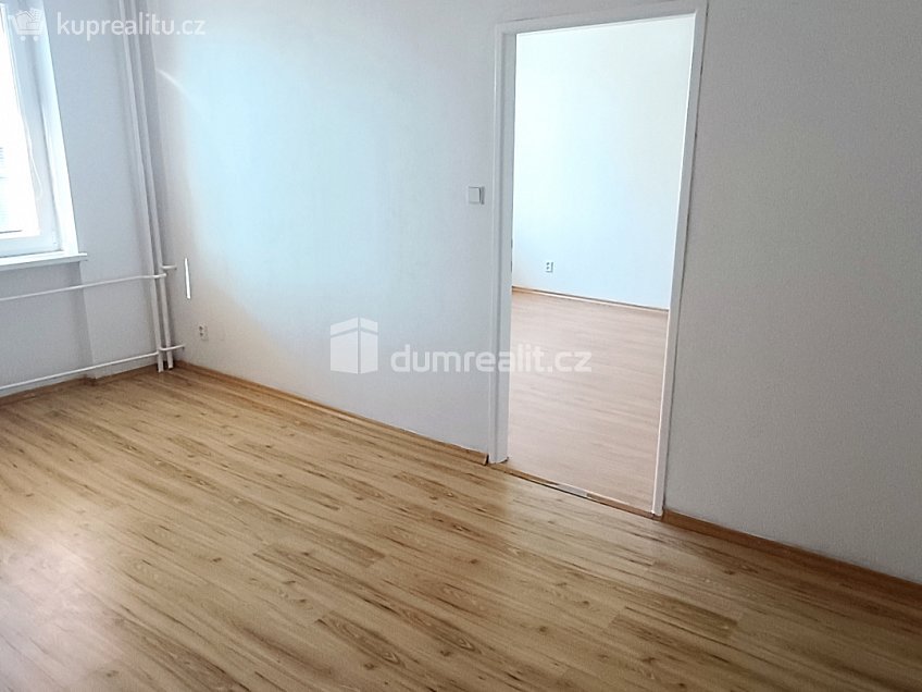 Pronájem bytu 2+1 51 m^2 Riegrova, Děčín 